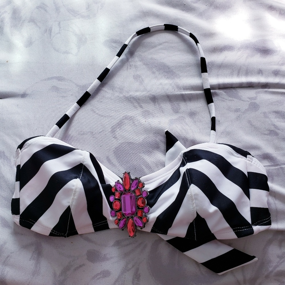 Bikini top